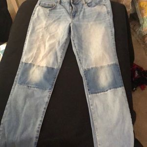 American Eagle knee block jeans